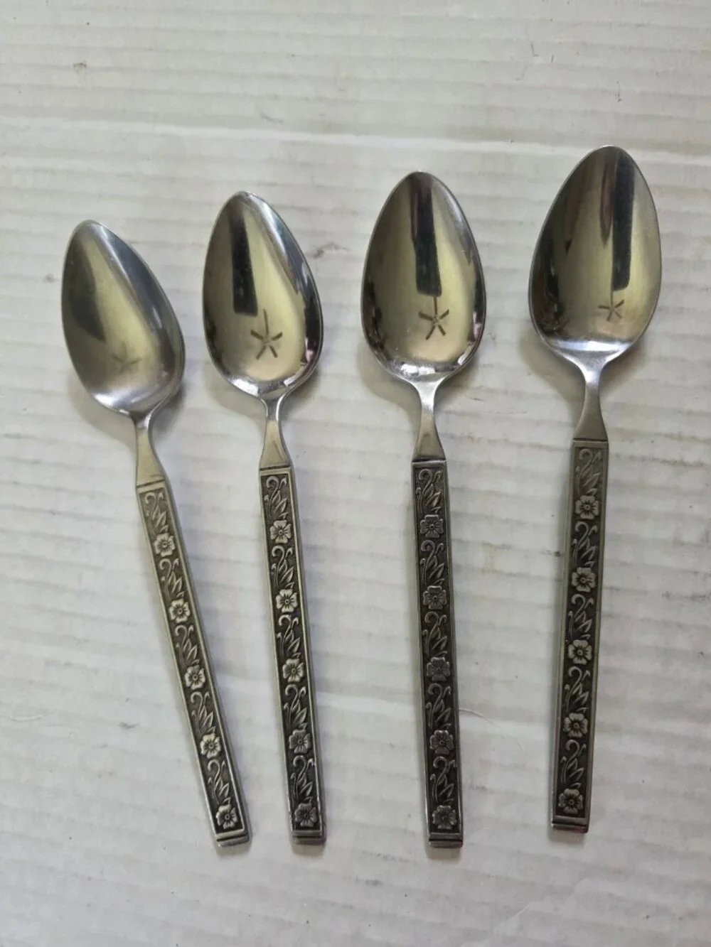 Gold Standard Night Blossom Teaspoons Set of 4 Japan Flowers Spoon